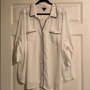 Torrid size 3 blouse